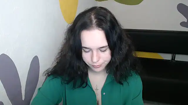 Snapshot of mini_girly chatting on July 20, 10:39 am mini girly online show from July 20, 10:39 am