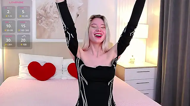 Emma plux online show from March 19, 4:03 am