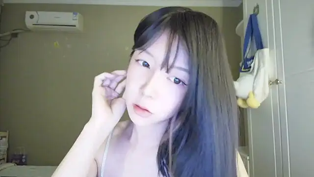 Ciri-CC online show from June 13, 2:37 pm