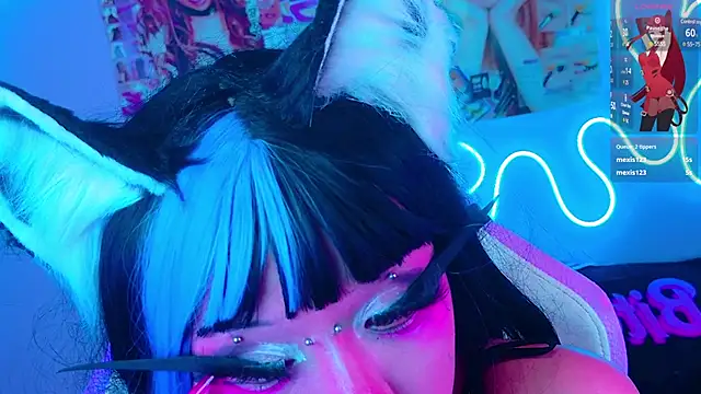 LaytonBox online show from February 18, 2:49 am