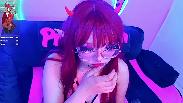 LaytonBox online show from March 18, 7:08 am