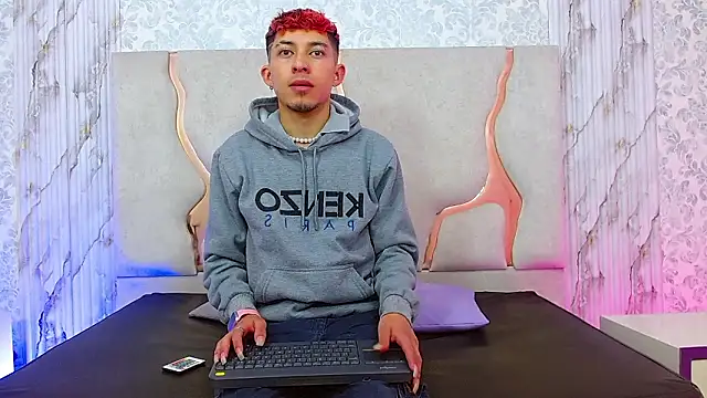 Axel tay online show from February 2, 12:48 pm