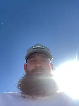 32XRedBeard online show from January 31, 6:57 pm