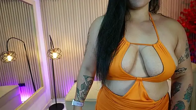 Emma Walkerr  online show from September 15, 7:03 pm