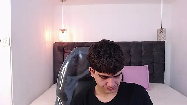 Tommy18   online show from January 10, 1:31 pm