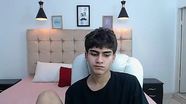 Tommy18   online show from January 16, 6:03 am