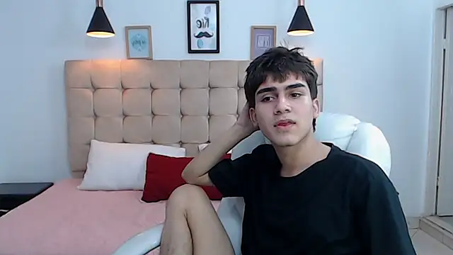 Tommy18   online show from January 16, 9:05 am