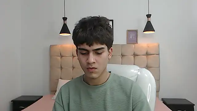 Tommy18   online show from January 18, 9:24 am