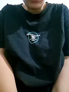 nonalona199999 online show from November 28, 8:55 pm