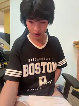 AllanYong18 online show from March 6, 6:08 am