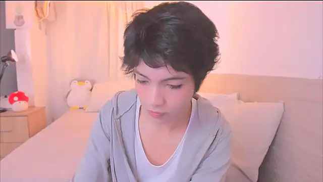 AllanYong18 online show from February 1, 11:42 am