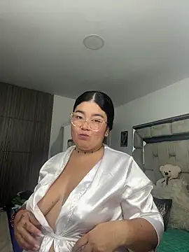 karla hotgirl online show from February 8, 2:58 am