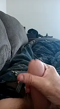 Snapshot of filthymind619 chatting on February 26, 9:16 pm filthymind619 online show from February 26, 9:16 pm