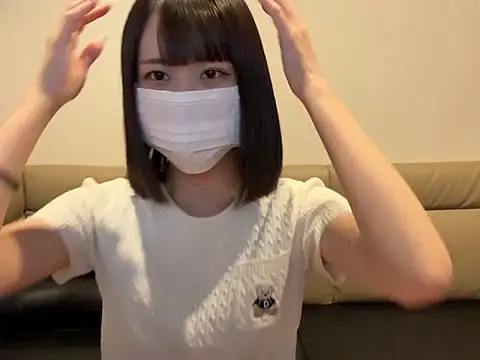 Snapshot of tsu_mu_gi_ chatting on October 1, 10:21 am tsu mu gi  online show from October 1, 10:21 am