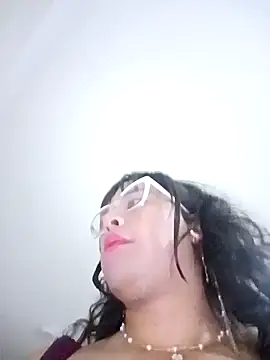 JaquiDi online show from March 25, 4:24 pm