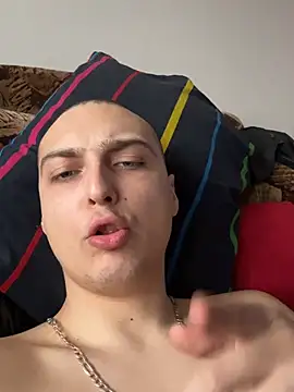 Snapshot of Manijak38 chatting on March 2, 7:15 am Manijak38 online show from March 2, 7:15 am