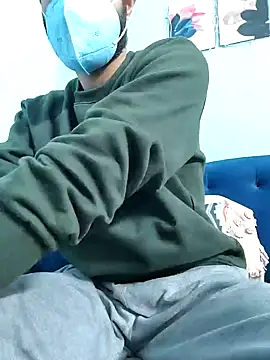 TOPMOON001 online show from February 6, 11:54 am