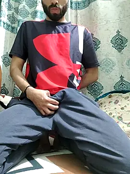 TOPMOON001 online show from February 26, 2:46 pm