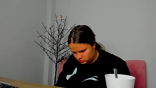 AdeleCruz online show from March 16, 4:23 pm