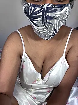 ArathyNambyarMallu online show from September 26, 5:50 pm