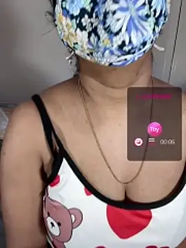 ArathyNambyarMallu online show from April 27, 8:45 am