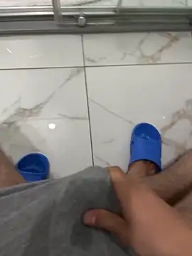 Snapshot of senle12ben chatting on January 23, 8:13 pm senle12ben online show from January 23, 8:13 pm