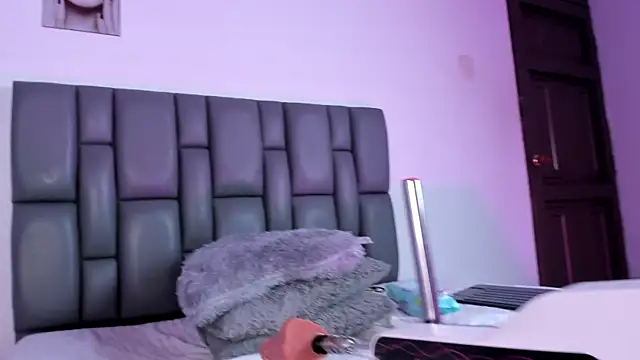 kathy bakerr online show from March 22, 11:20 pm