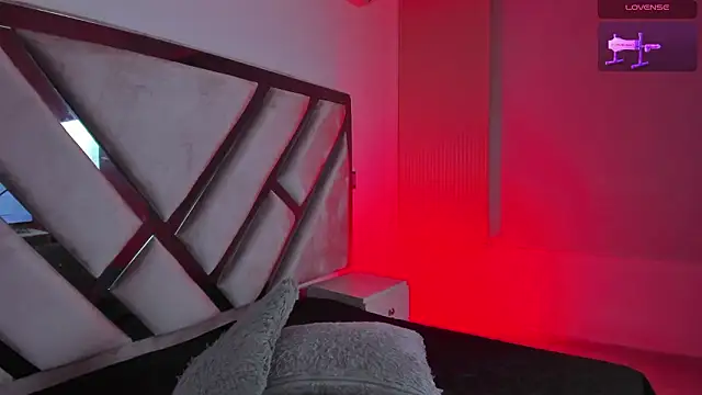 kathy bakerr online show from March 3, 1:28 pm