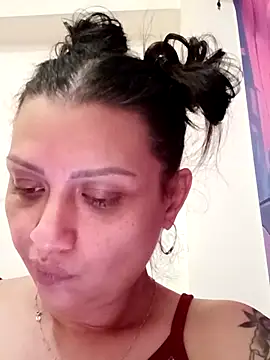 rosse26830 online show from June 13, 9:13 pm