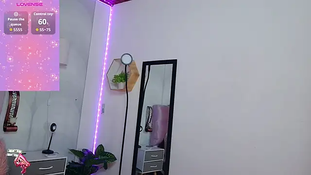 madison oli online show from October 28, 11:36 am