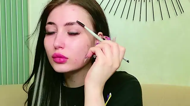 EmmaLawrens online show from May 24, 10:42 am