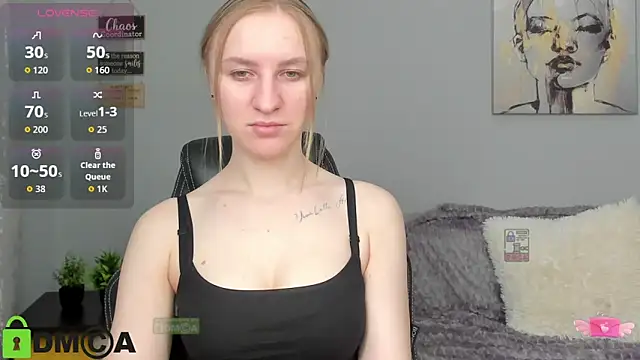 Snapshot of BeautyBlondy chatting on March 19, 7:23 am BeautyBlondy online show from March 19, 7:23 am