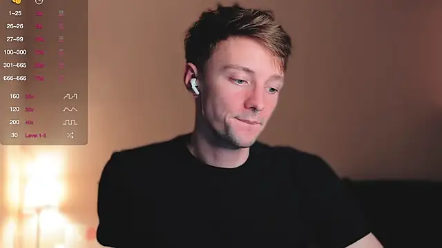 Snapshot of Calvin_Polanski chatting on October 3, 6:49 pm Calvin Polanski online show from October 3, 6:49 pm