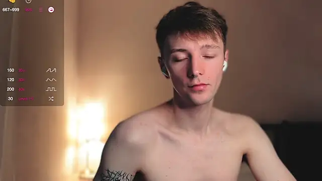 Snapshot of Calvin_Polanski chatting on October 5, 5:17 am Calvin Polanski online show from October 5, 5:17 am