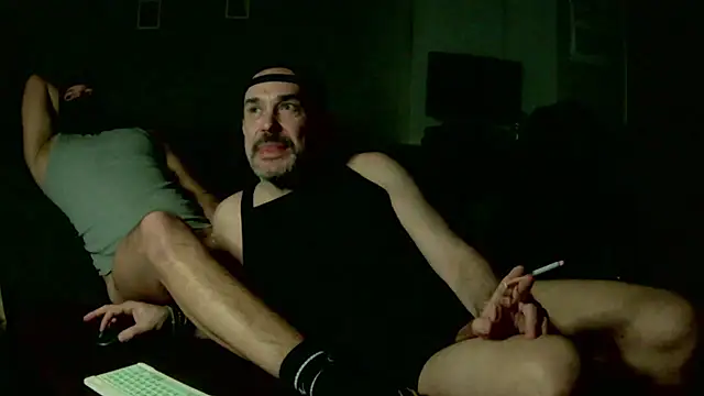 Snapshot of GaySexxPL chatting on January 11, 1:54 am GaySexxPL online show from January 11, 1:54 am