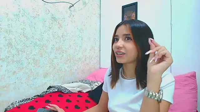 Rousse violett online show from March 16, 3:04 am