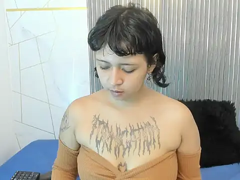 gabriela cortez online show from March 30, 3:40 am