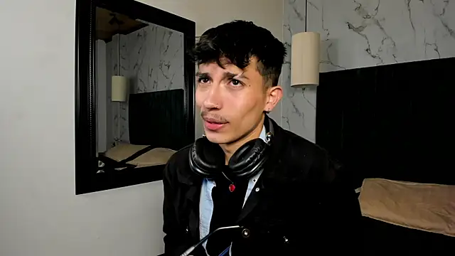 tim  fox online show from May 14, 12:01 pm