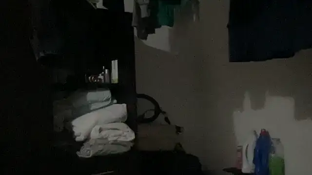 LunaBeya online show from December 22, 11:51 am