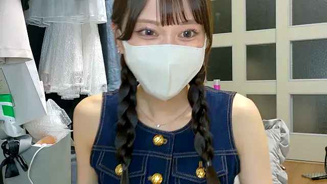Snapshot of riken_jp chatting on October 8, 2:36 pm riken jp online show from October 8, 2:36 pm