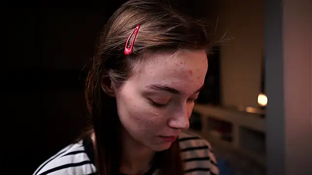 ileanacampbe online show from December 2, 4:29 am