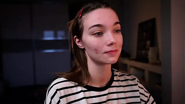 ileanacampbe online show from December 19, 5:03 am