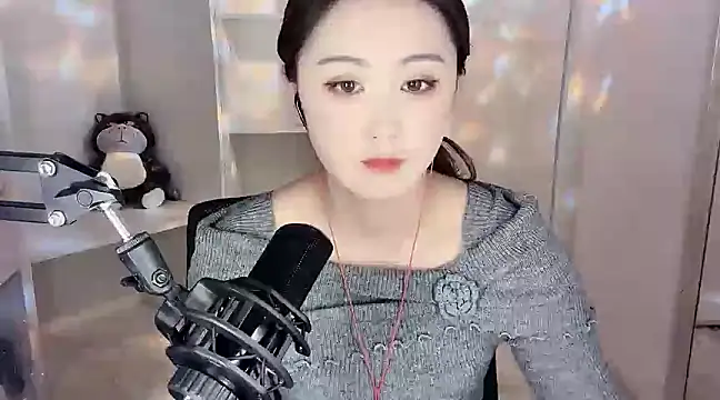 Snapshot of GUKL886 chatting on January 12, 12:01 pm GUKL886 online show from January 12, 12:01 pm