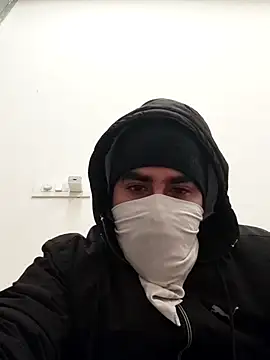 13lusty online show from January 10, 5:37 am