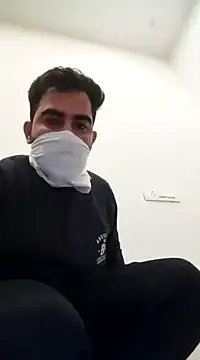 13lusty online show from January 15, 9:35 am