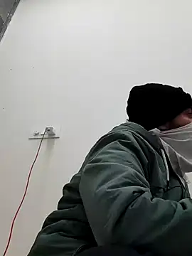 13lusty online show from January 16, 5:42 am