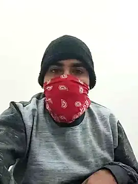 13lusty online show from January 18, 7:59 am