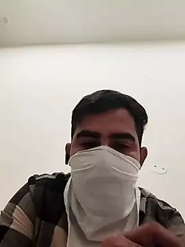 13lusty online show from January 20, 5:04 am