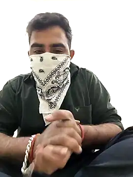 13lusty online show from February 5, 6:13 am