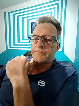 Snapshot of itsmeyes69 chatting on March 3, 9:26 pm itsmeyes69 online show from March 3, 9:26 pm